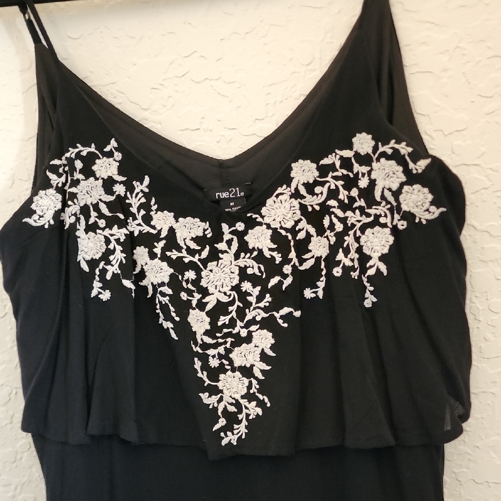 Black Maxi Dress with Floral Detail - Picture 5 of 17